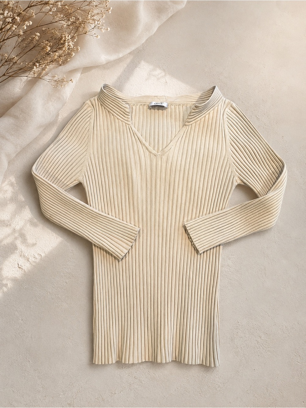 Y2K Cache Ribbed Knit Long Sleeve Top Cream V-Neck Fitted Stretch